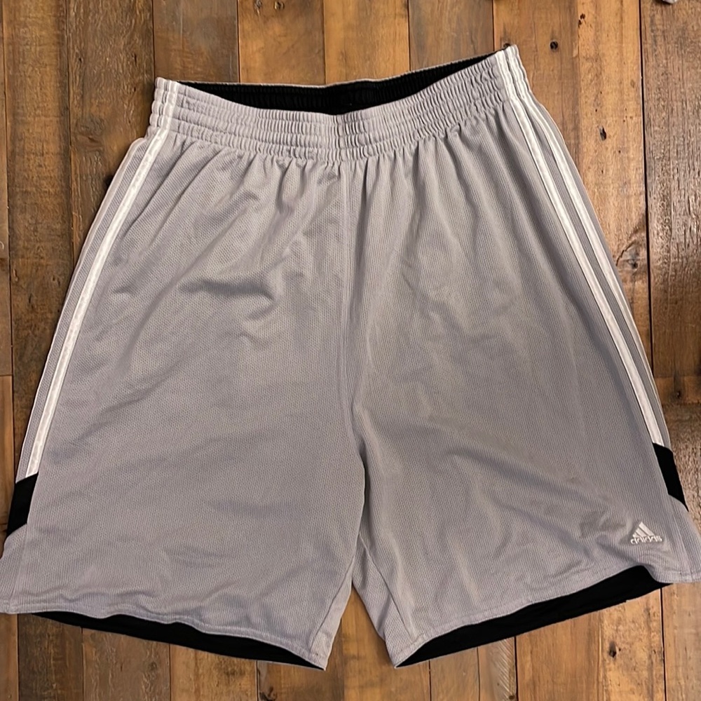 Adidas men’s reversible basketball shorts black gray large EUC